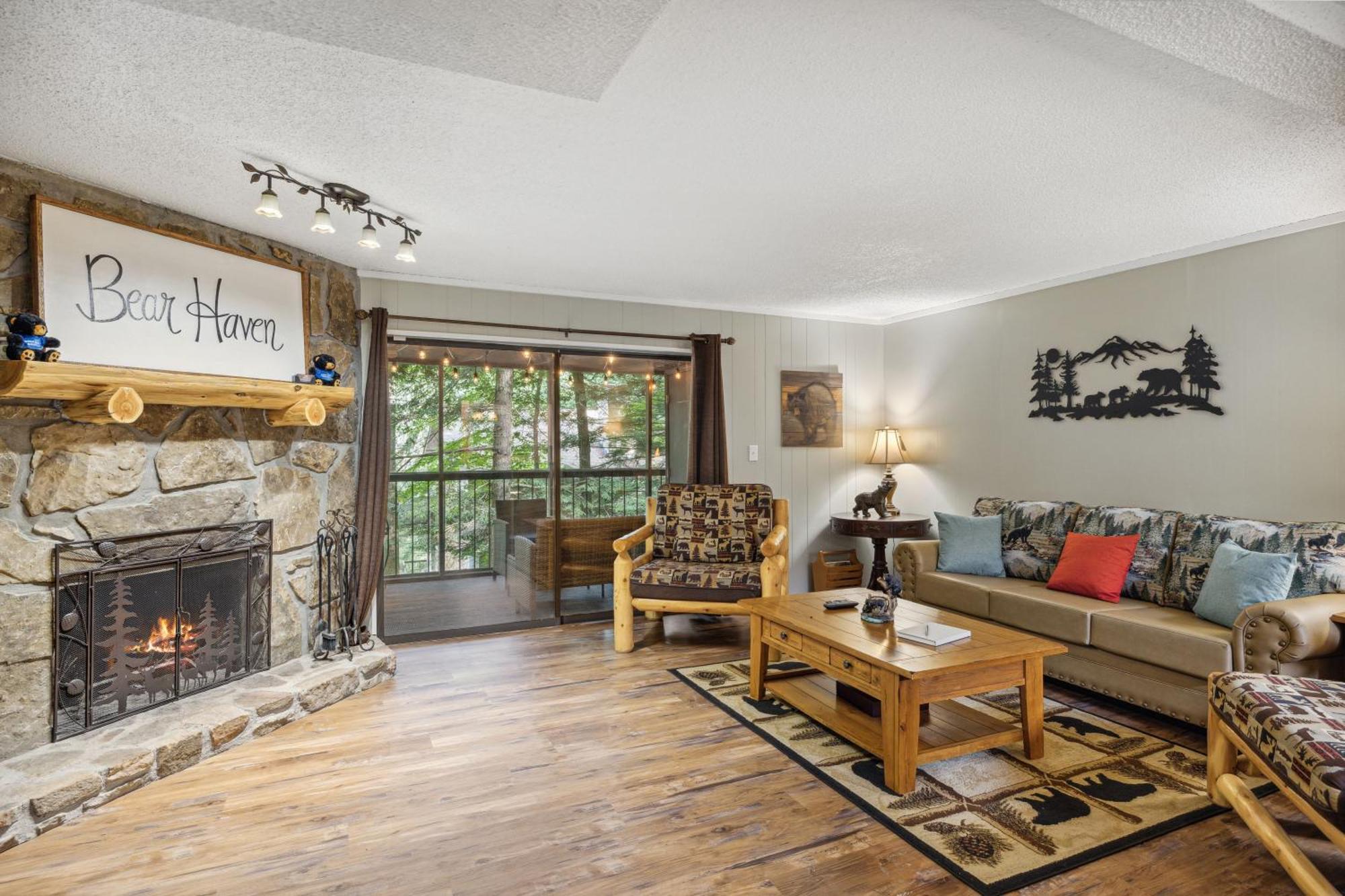 Obear Mountain Is A Newly Updated Condo In Chalet Village Of Gatlinburg! Bagian luar foto